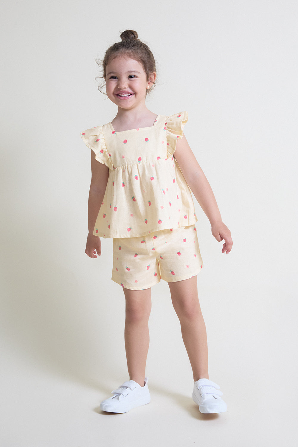 Conjunto niña Fresas