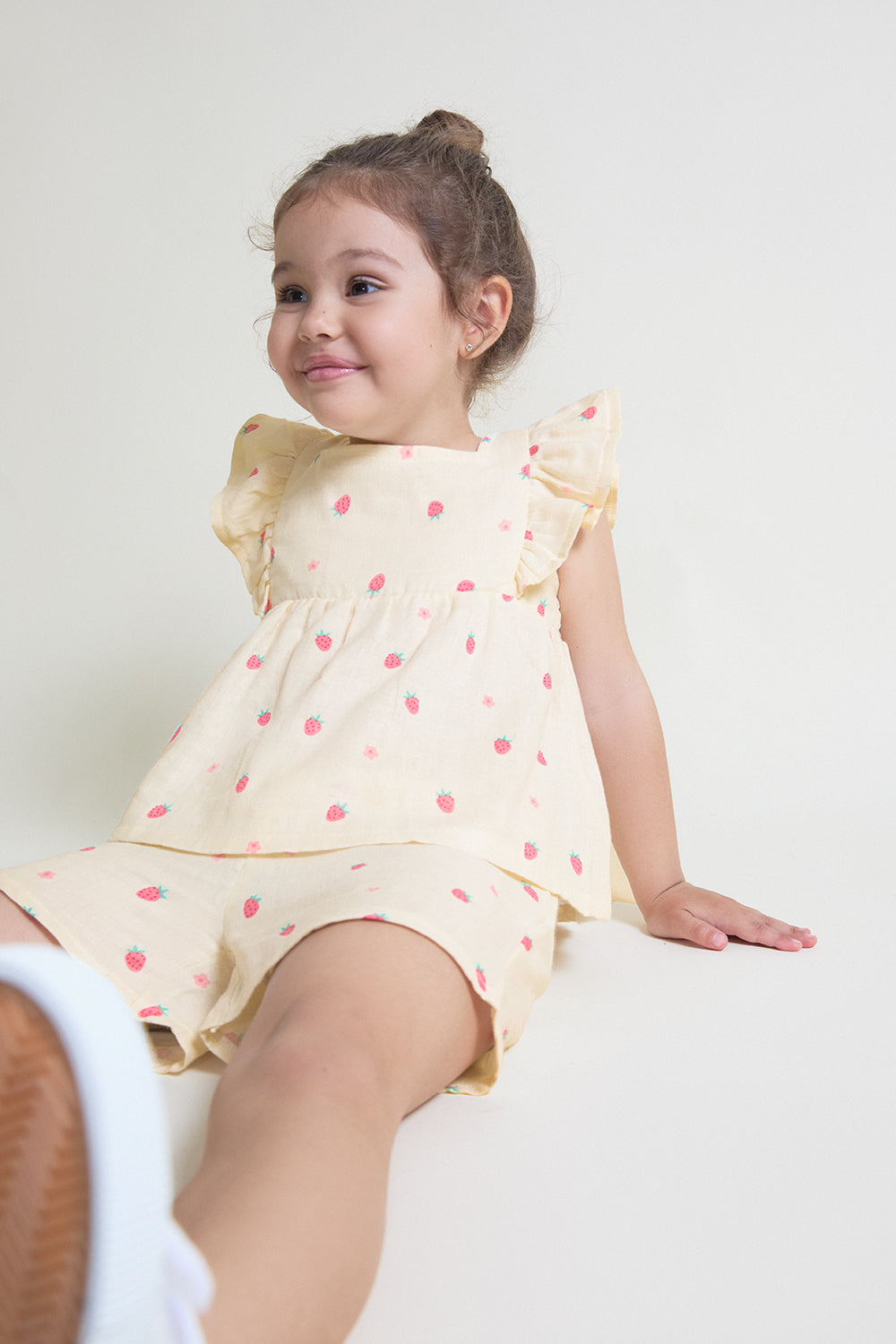 Conjunto niña Fresas