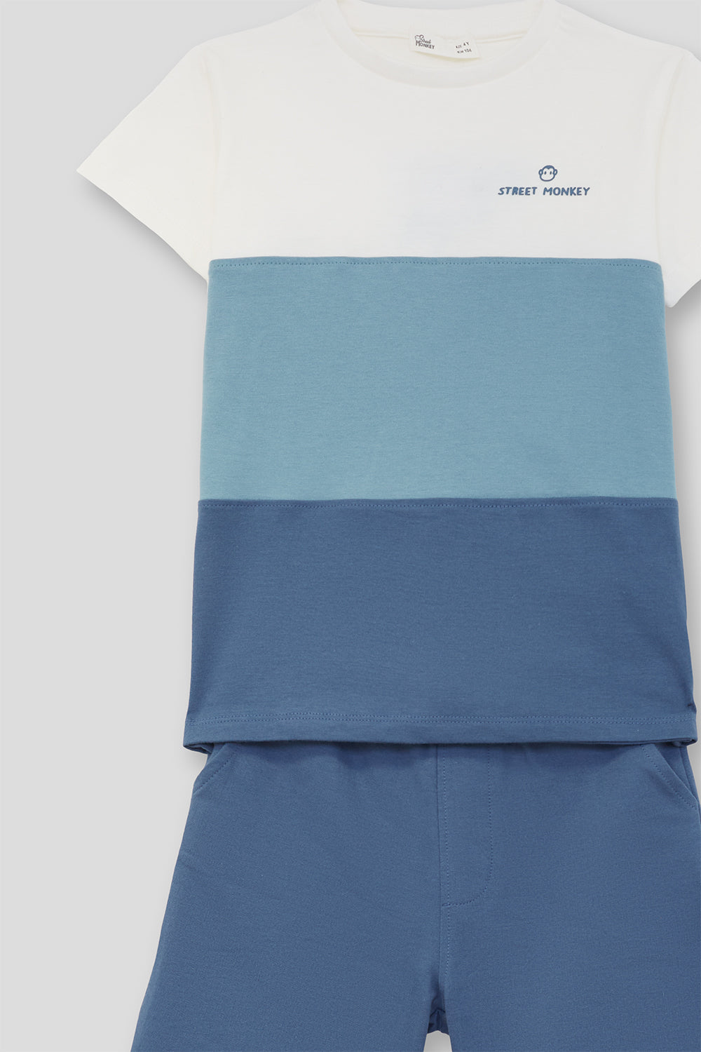 Conjunto niño azul degradado con camiseta y bermuda